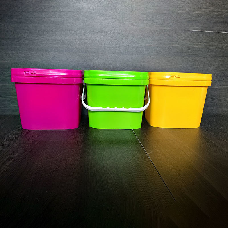 Customizable Printing Square Plastic Bucket With Lid And Handle Durability Square Pail 5 Gallon