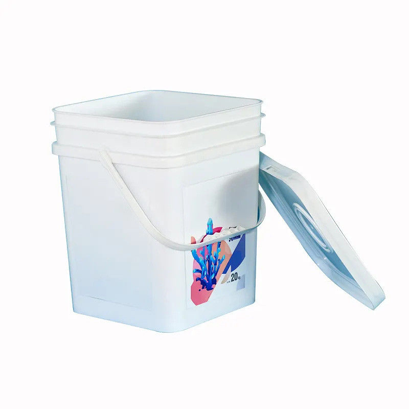 Multi Capacity Durable Plastic Square Bucket With Lid For Indoor / Outdoor Liquid Storage